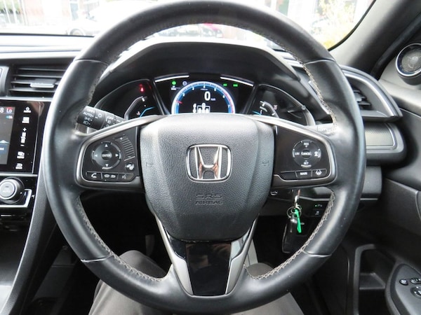 Used Honda Civic 2019 for sale - 76118517: Photo 11
