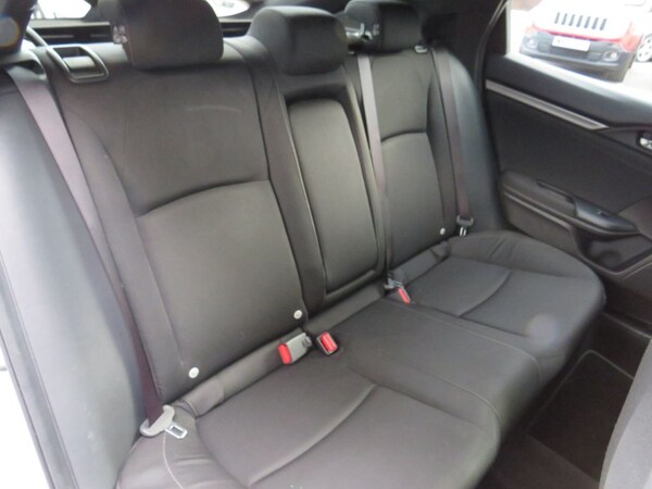 Used Honda Civic 2019 for sale - 76118517: Photo 16