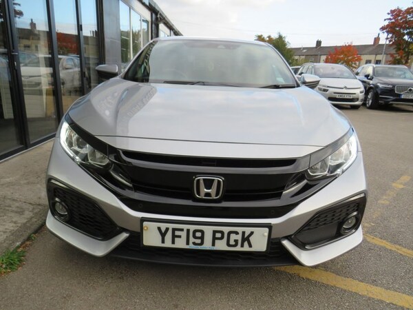 Used Honda Civic 2019 for sale - 76118517: Photo 20