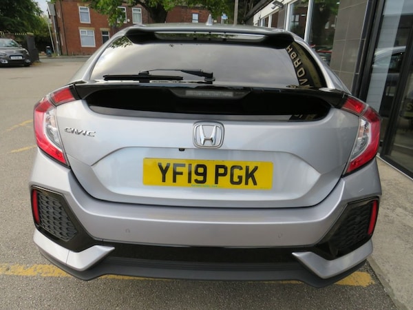 Used Honda Civic 2019 for sale - 76118517: Photo 25