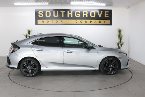 Used Honda Civic 2019 for sale - 76118517: Photo 9