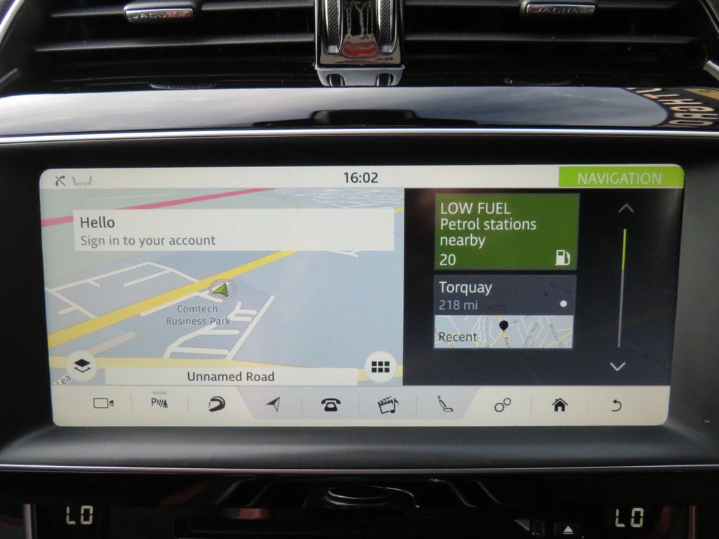Used Jaguar XE 2016 for sale - 76202533: Photo 14