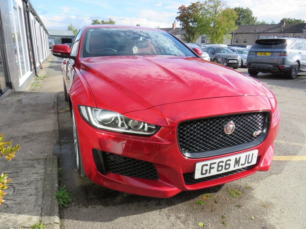 Used Jaguar XE 2016 for sale - 76202533: Photo 24