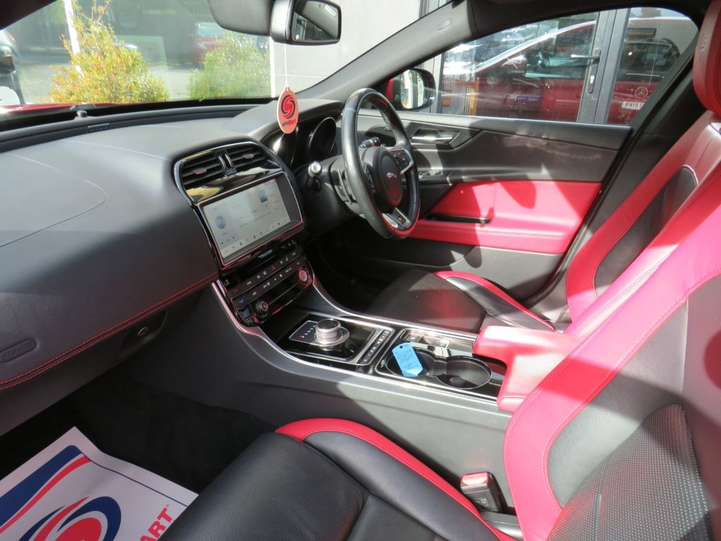 Used Jaguar XE 2016 for sale - 76202533: Photo 28
