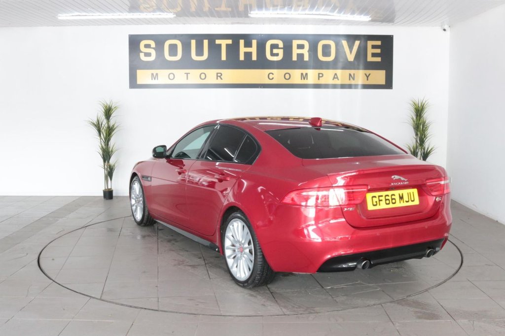 Used Jaguar XE 2016 for sale - 76202533: Photo 4
