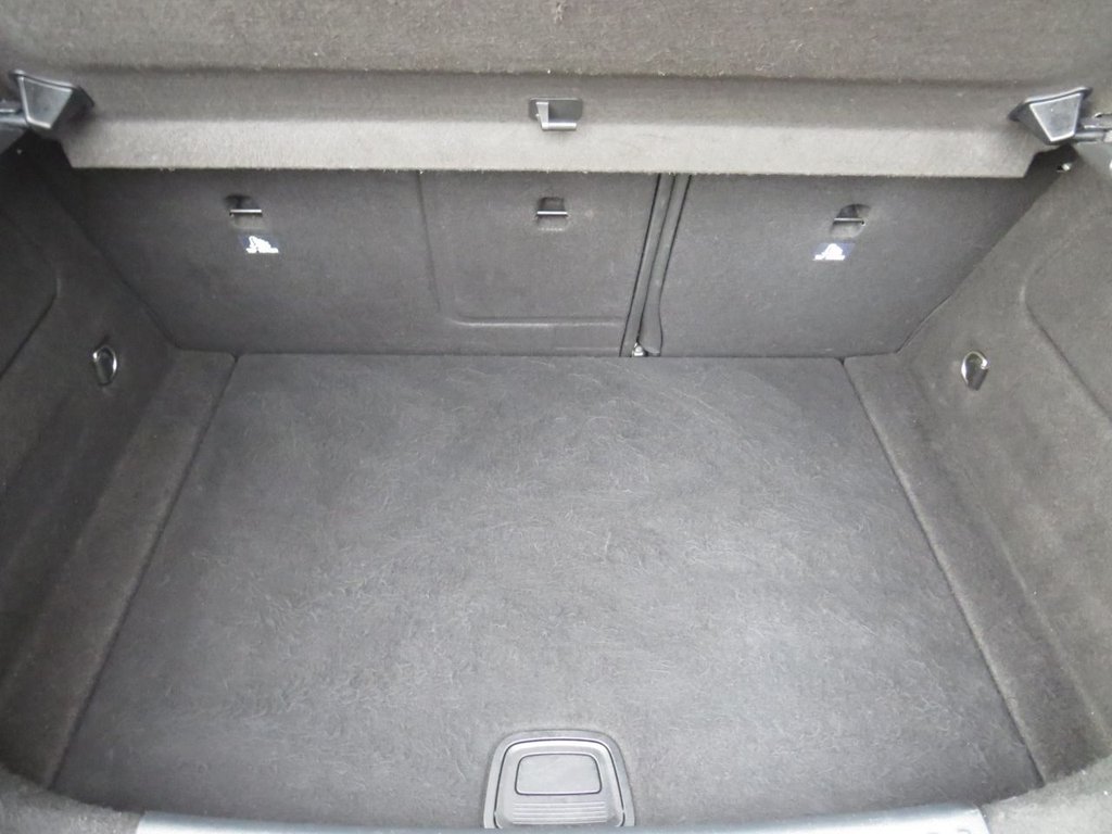 Used Mercedes-Benz A-Class 2015 for sale - 76454138: Photo 29