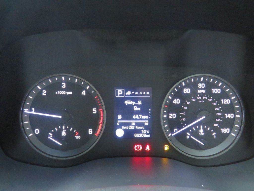 Used Hyundai TUCSON 2018 for sale - 76469902: Photo 10