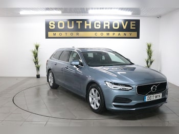 2017 (17) - 2.0 D4 Momentum 5dr Geartronic