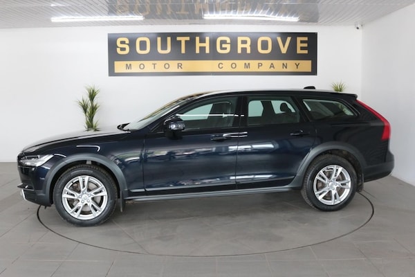 Used Volvo V90 2017 for sale - 75749829: Photo 3