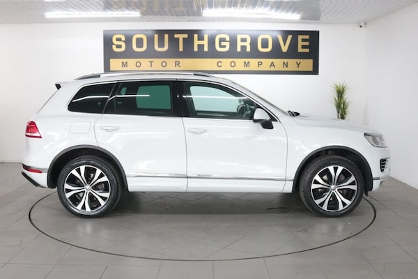 Used Volkswagen Touareg 2017 for sale - 76235492: Photo 9