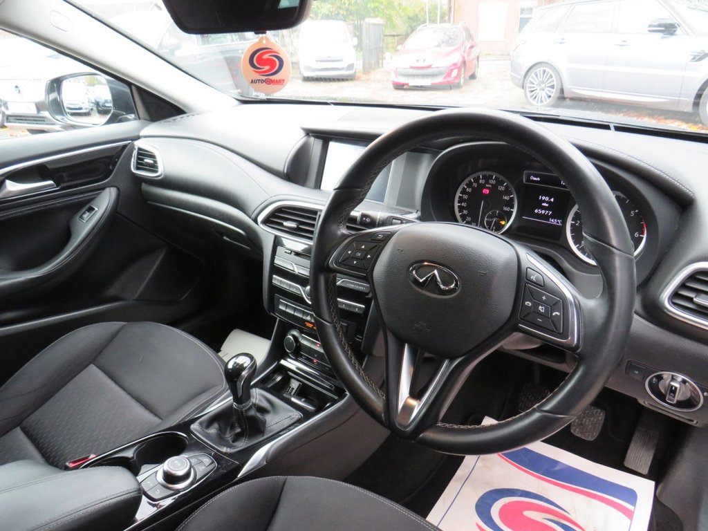 Used Infiniti Q30 2016 for sale - 76429636: Photo 4