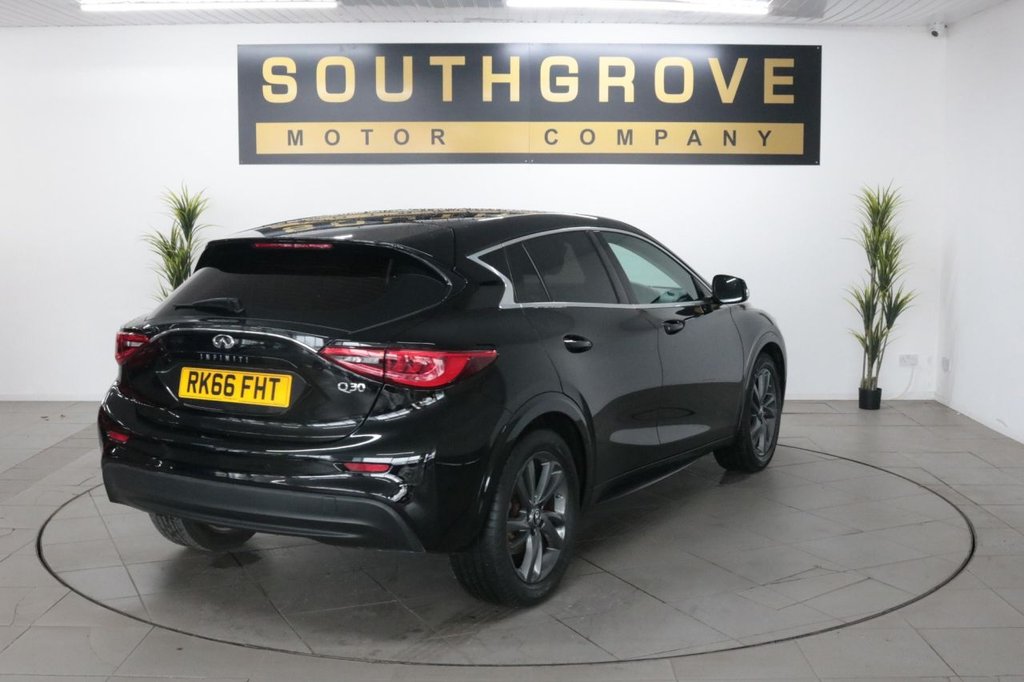 Used Infiniti Q30 2016 for sale - 76429636: Photo 9