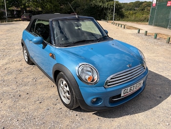 Used MINI Convertible 2014 for sale - 79611923: Photo