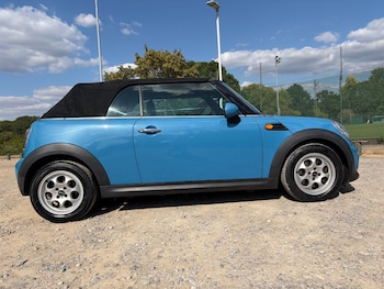 Used MINI Convertible 2014 for sale - 79611923: Photo