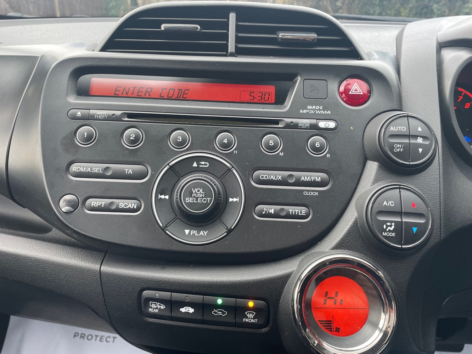 Used Honda Jazz 2013 for sale - 77522366: Photo 14