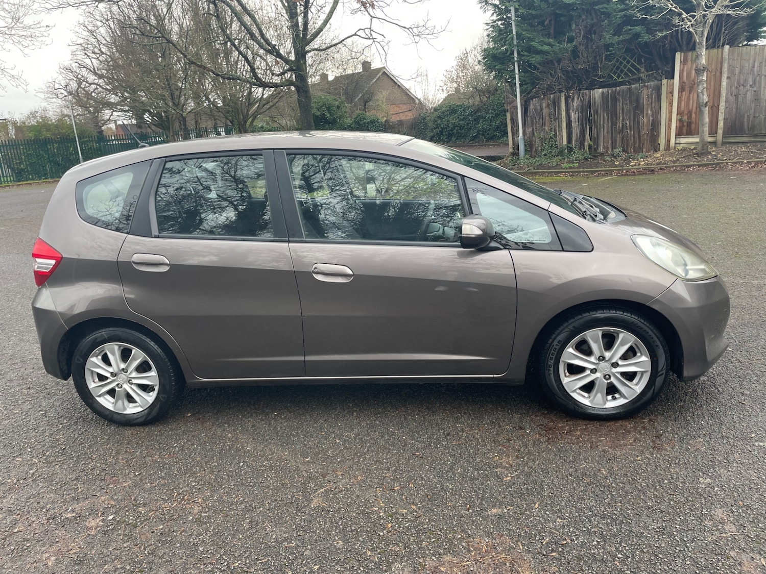 Used Honda Jazz 2013 for sale - 77522366: Photo 2