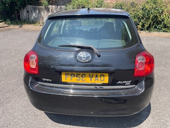 Used Toyota Auris 2009 for sale - 79302326: Photo
