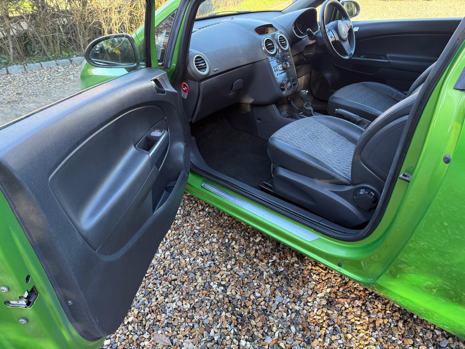 Used Vauxhall Corsa 2011 for sale - 77675609: Photo 17