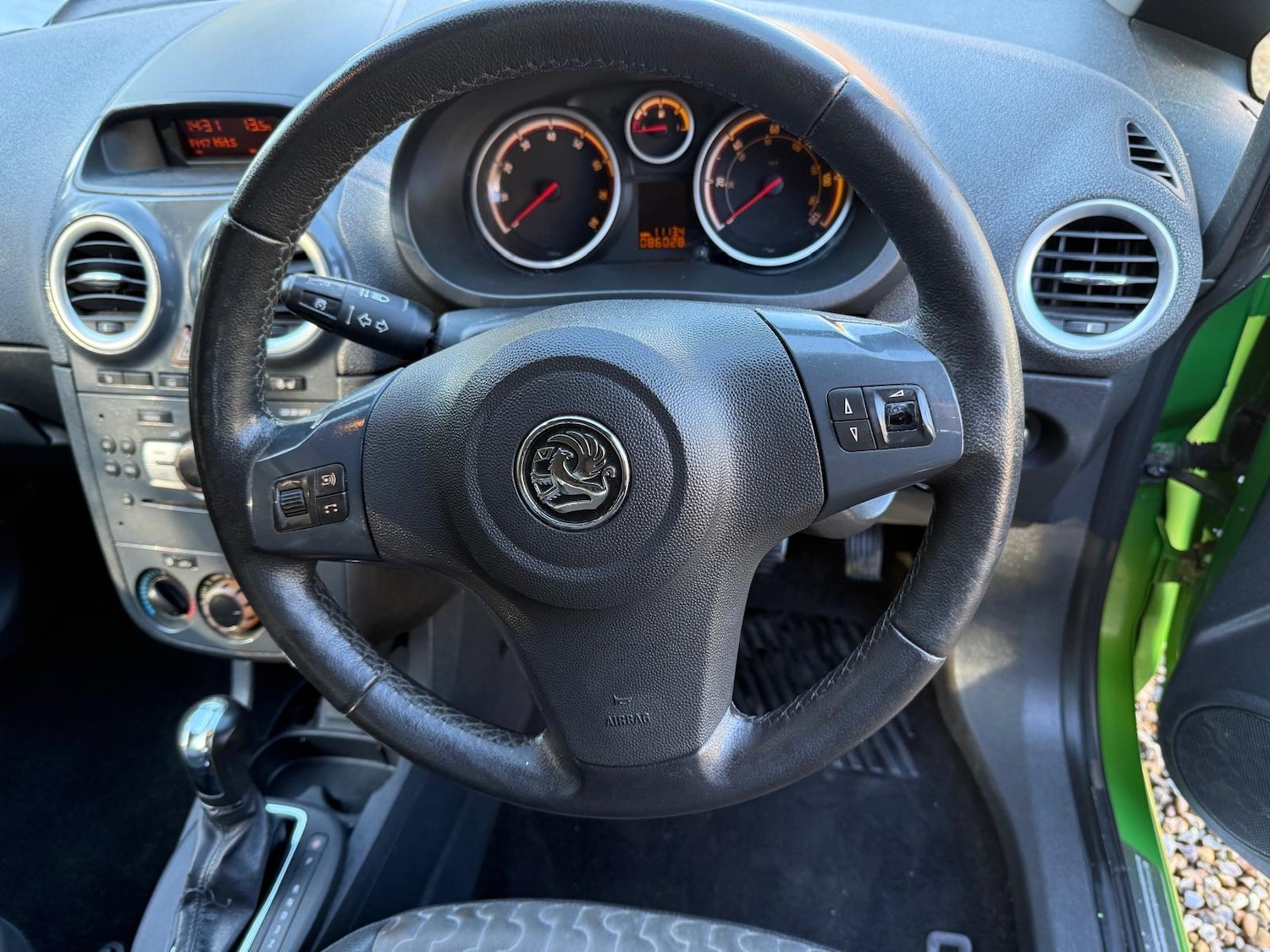 Used Vauxhall Corsa 2011 for sale - 77675609: Photo 19