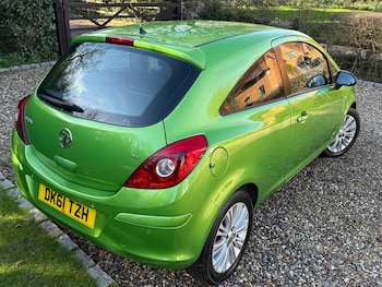 Used Vauxhall Corsa 2011 for sale - 77675609: Photo