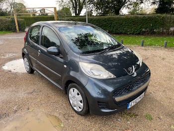 2010 (10) - 1.0 Urban 5dr 2-Tronic