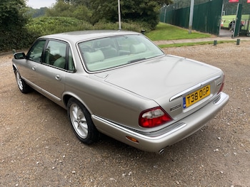 Used Jaguar XJ 1999 for sale - 79054121: Photo