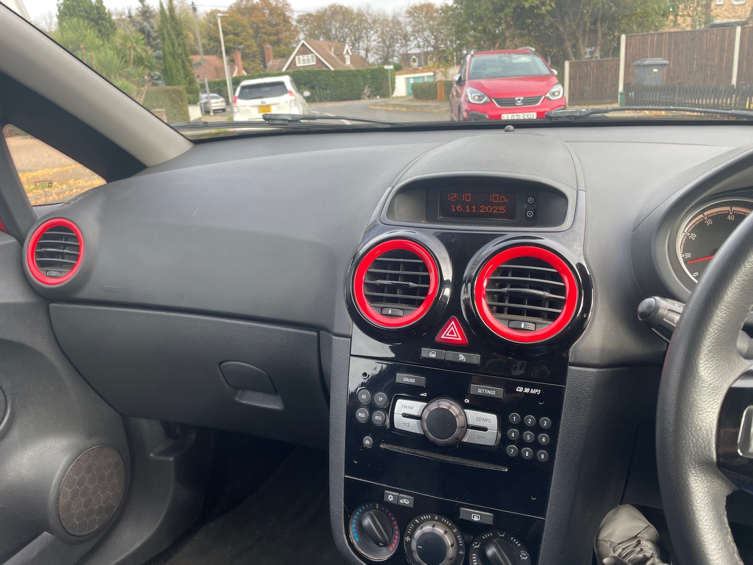 Used Vauxhall Corsa 2011 for sale - 76669210: Photo 13