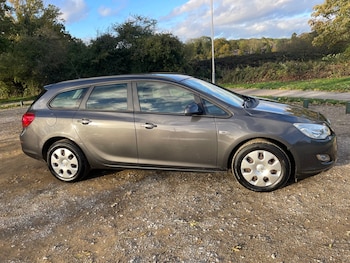 Used Vauxhall Astra 2011 for sale - 76376393: Photo