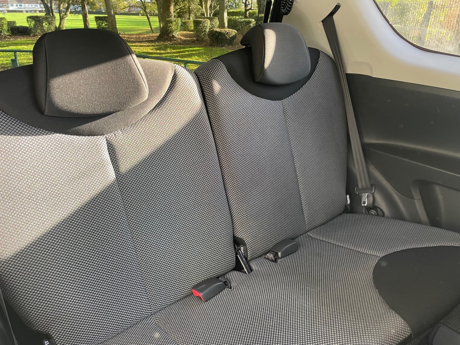 Used Toyota AYGO 2013 for sale - 77034686: Photo 10