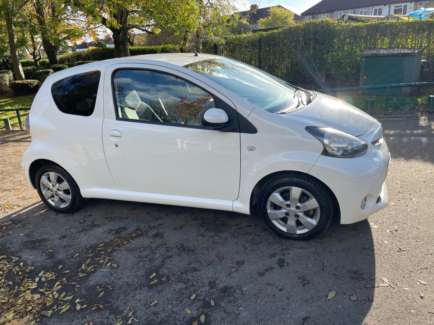 Used Toyota AYGO 2013 for sale - 77034686: Photo 2
