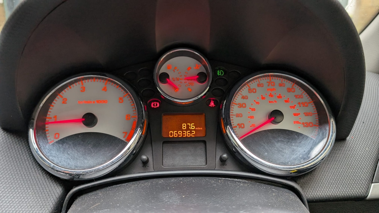 Used Peugeot 207 2010 for sale - 77897268: Photo 18