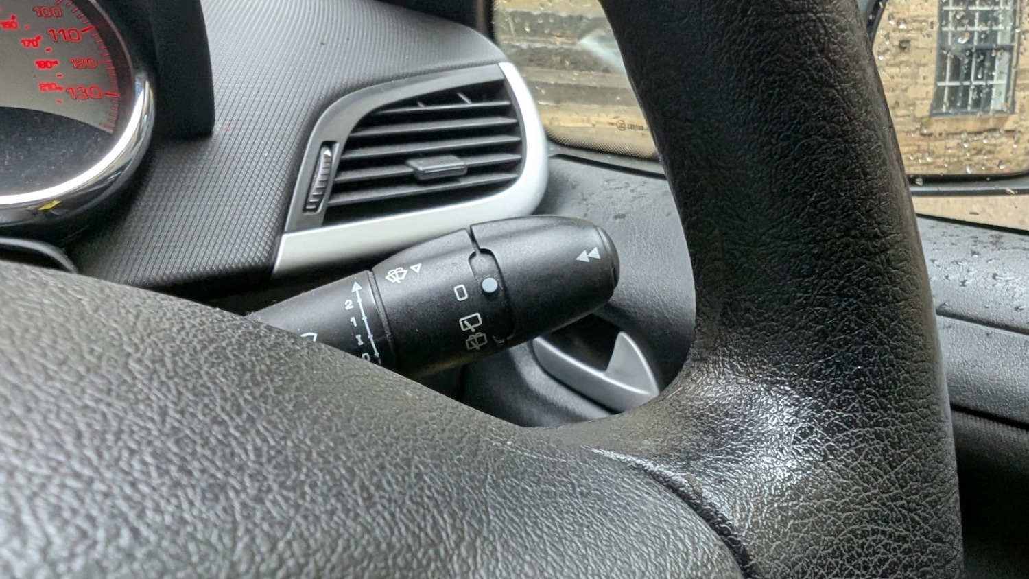 Used Peugeot 207 2010 for sale - 77897268: Photo 25