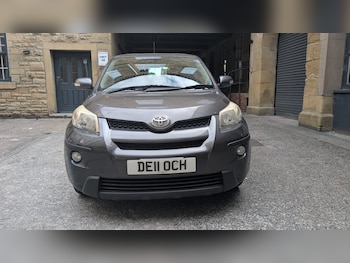 Used Toyota Urban Cruiser 2011 for sale - 79067924: Photo