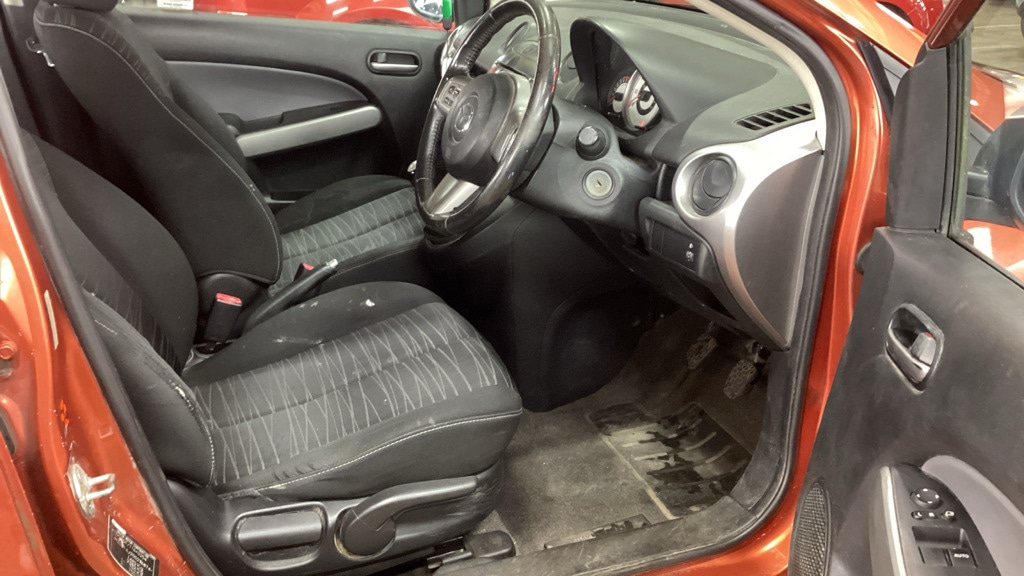 Used Mazda Mazda2 2009 for sale - 78123908: Photo 9