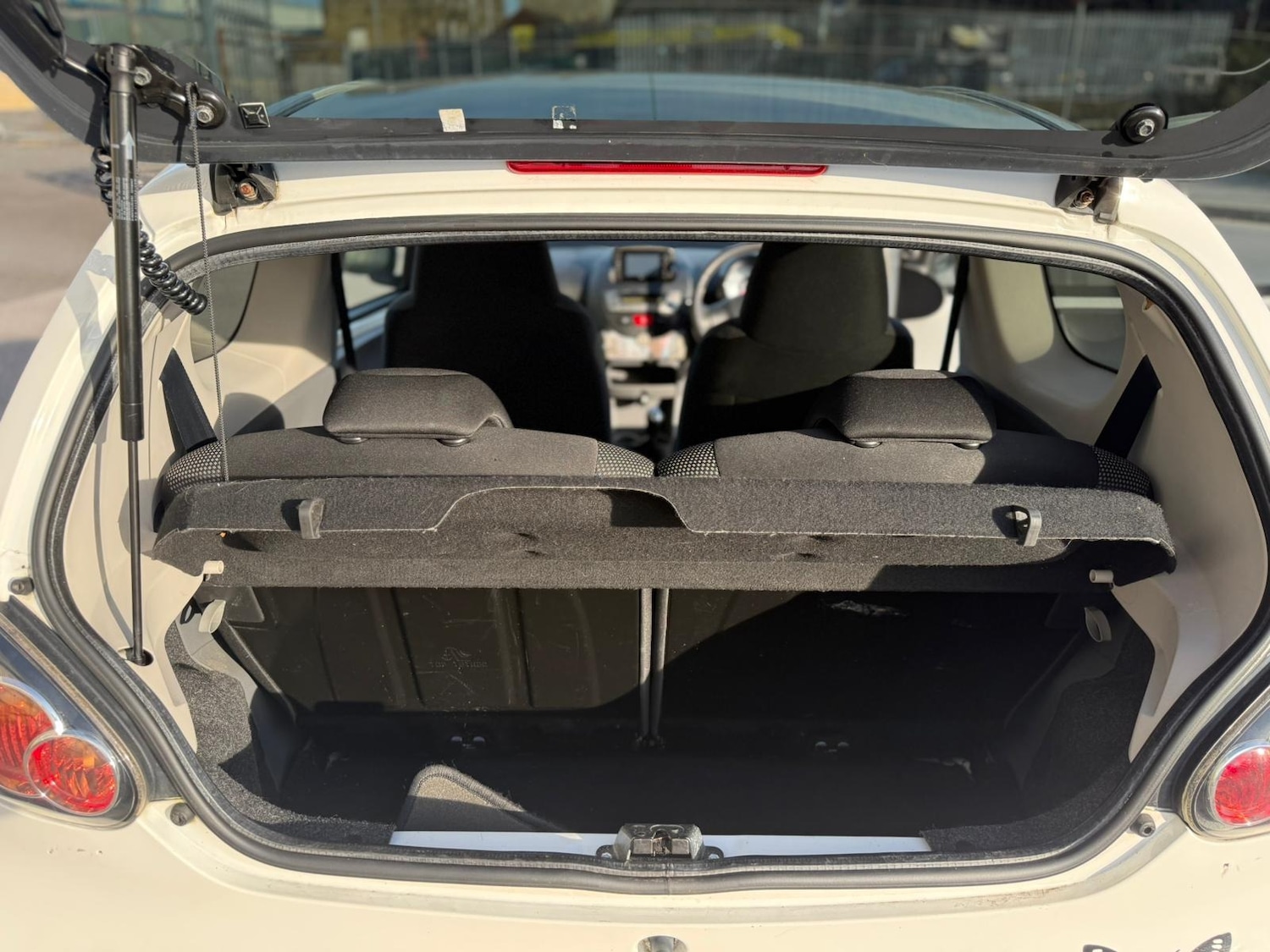 Used Toyota AYGO 2012 for sale - 78209820: Photo 12