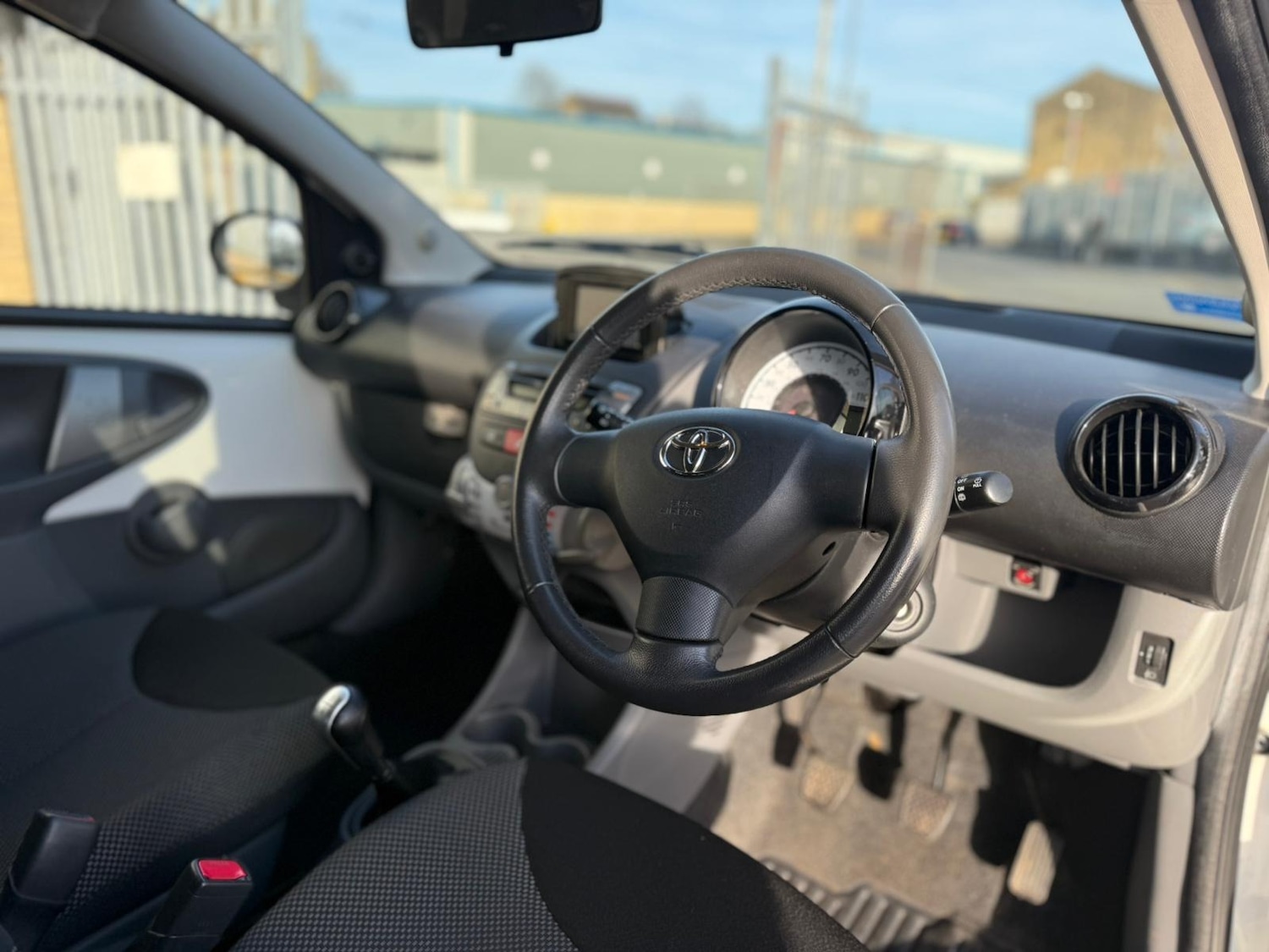 Used Toyota AYGO 2012 for sale - 78209820: Photo 16