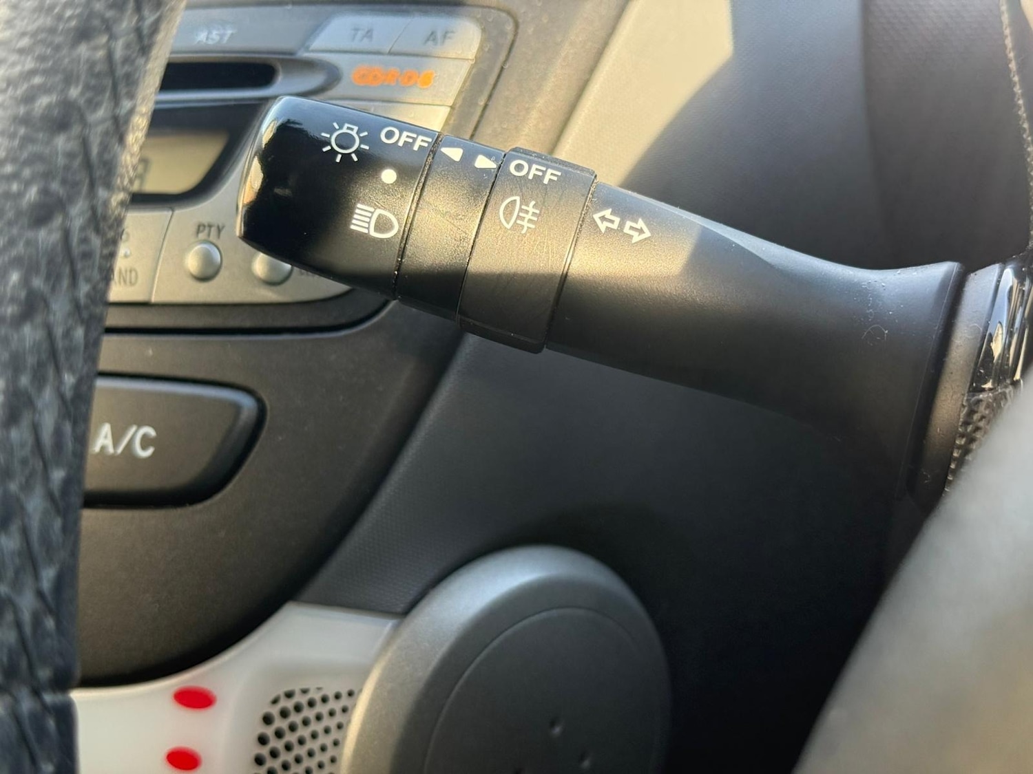 Used Toyota AYGO 2012 for sale - 78209820: Photo 23