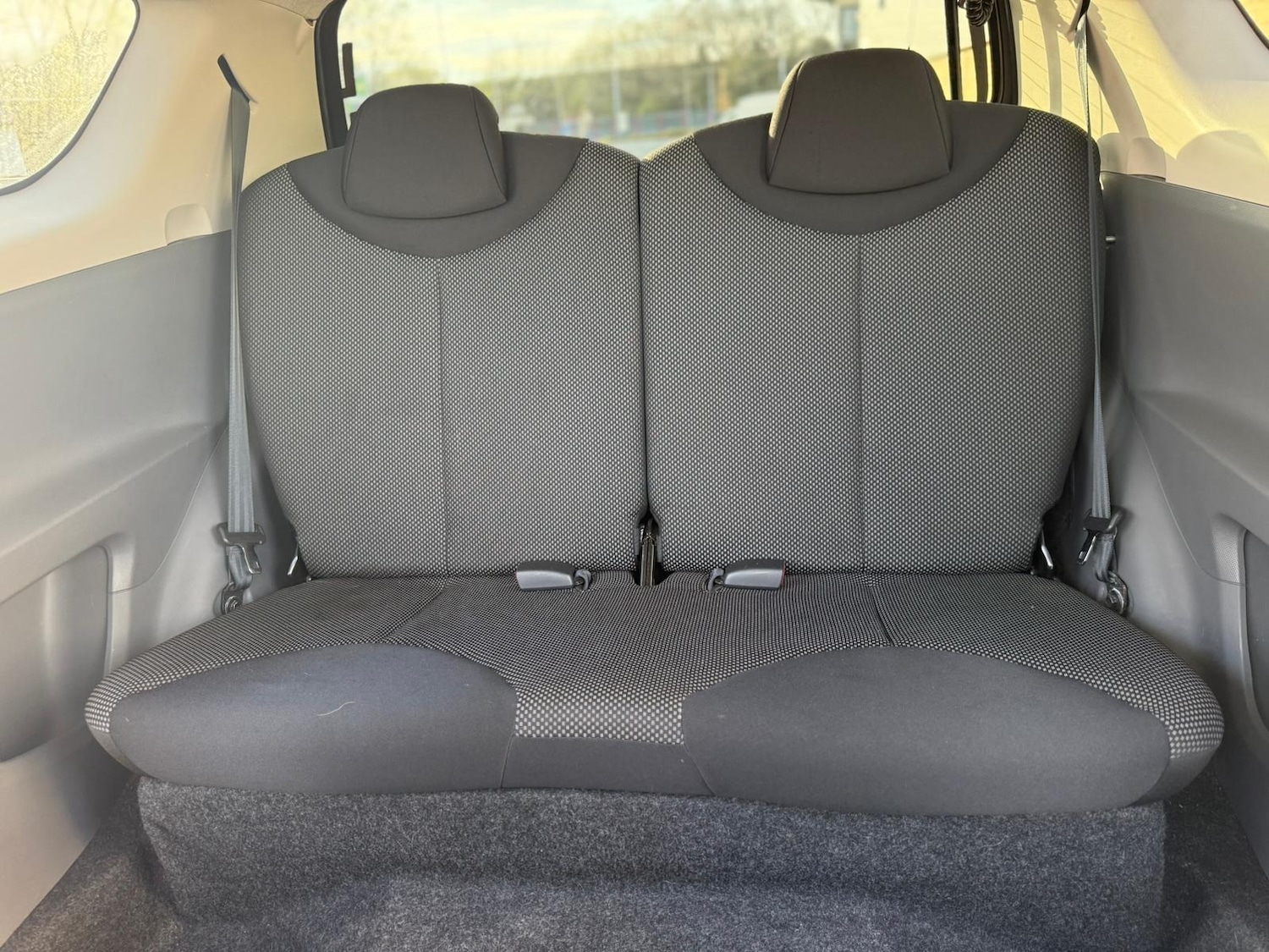 Used Toyota AYGO 2012 for sale - 78209820: Photo 27