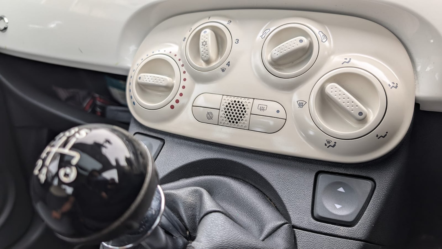 Used Fiat 500 2010 for sale - 76249456: Photo 19
