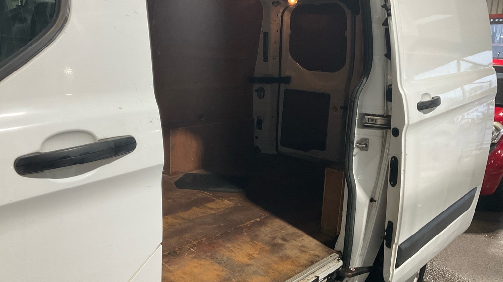 Used Ford Transit Custom 2017 for sale - 77247884: Photo 8