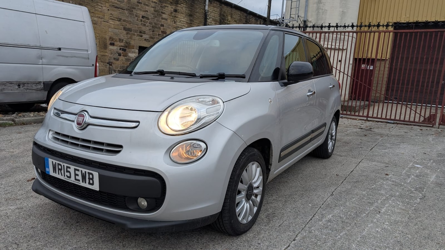 Used Fiat 500L 2015 for sale - 76595241: Photo 3