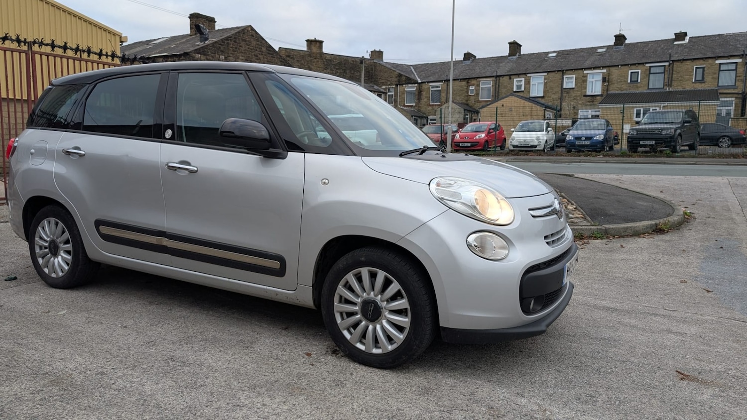 Used Fiat 500L 2015 for sale - 76595241: Photo 4
