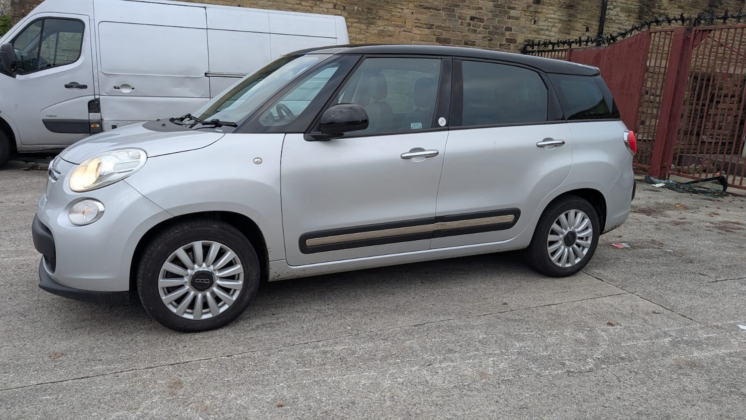 Used Fiat 500L 2015 for sale - 76595241: Photo 5