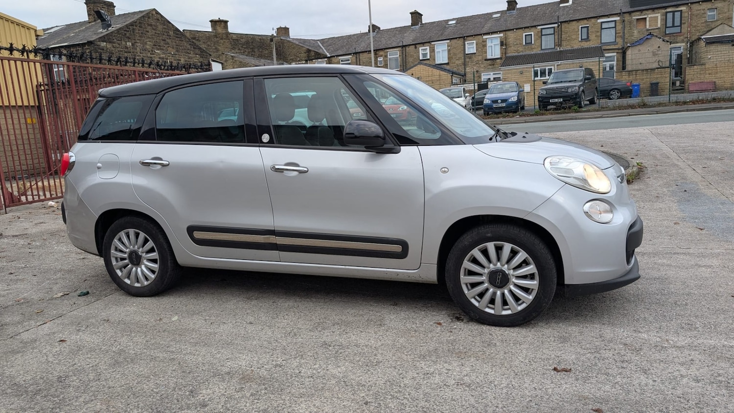 Used Fiat 500L 2015 for sale - 76595241: Photo 6