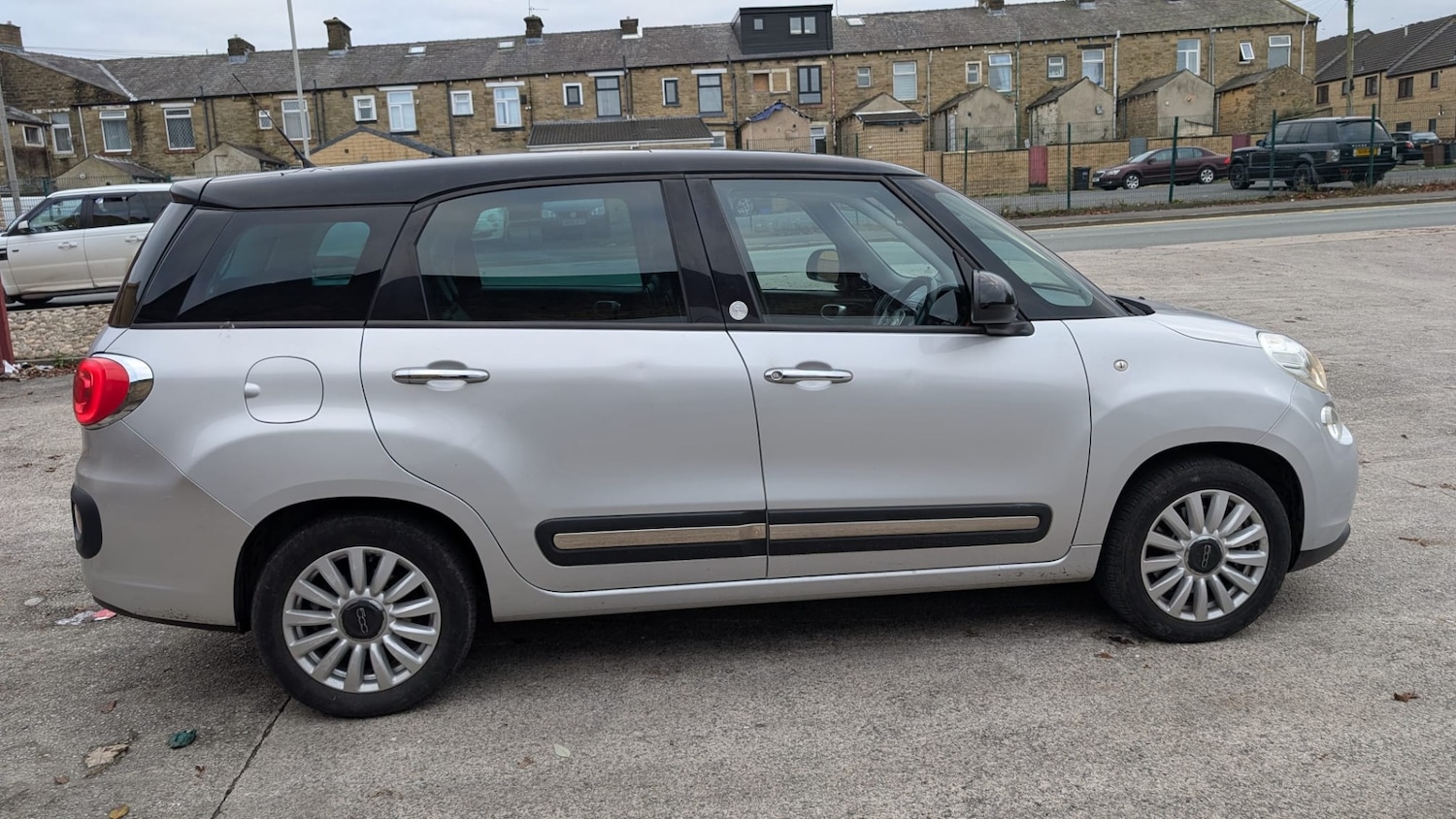 Used Fiat 500L 2015 for sale - 76595241: Photo 8