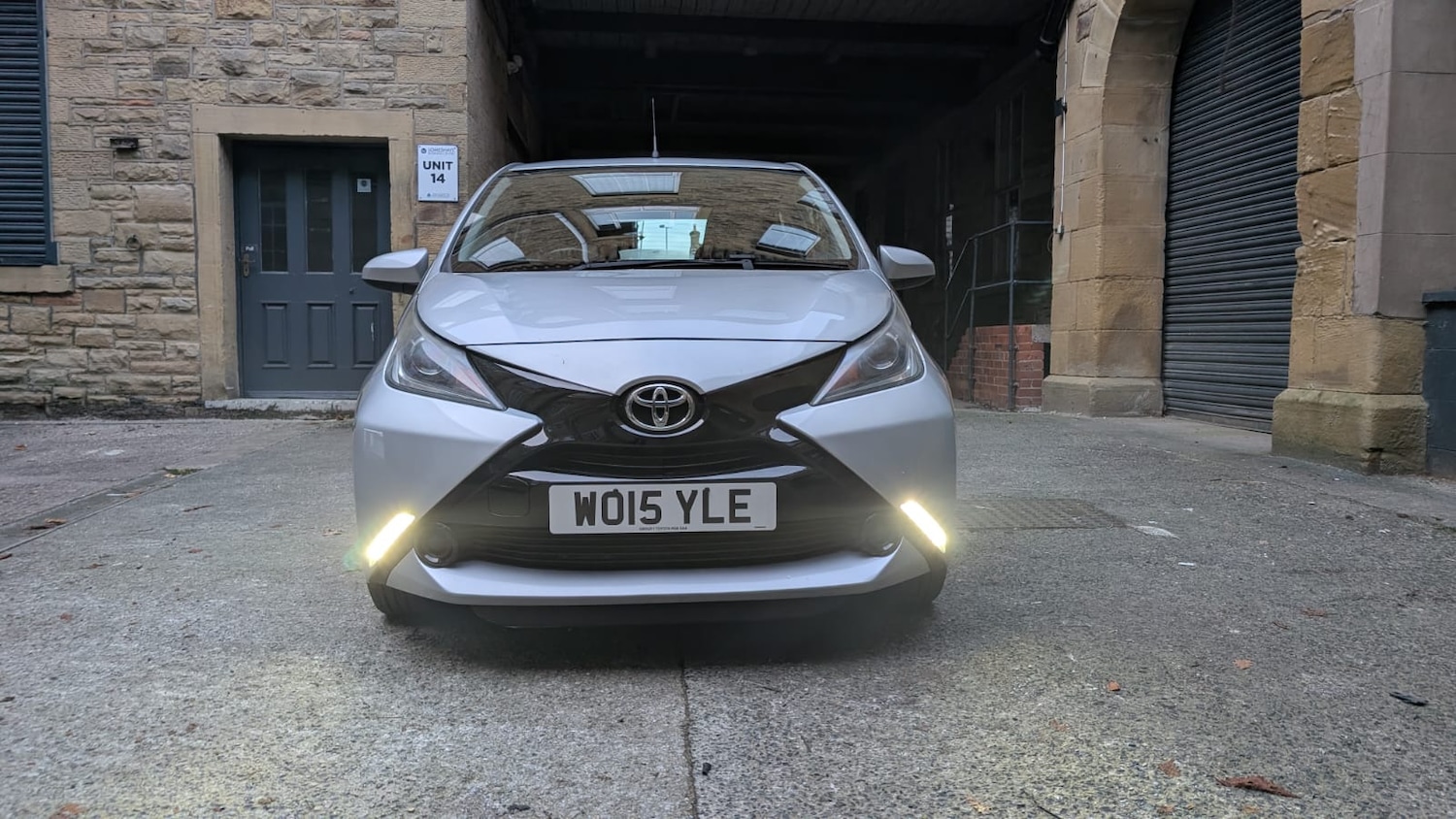 Used Toyota AYGO 2015 for sale - 76652755: Photo 1