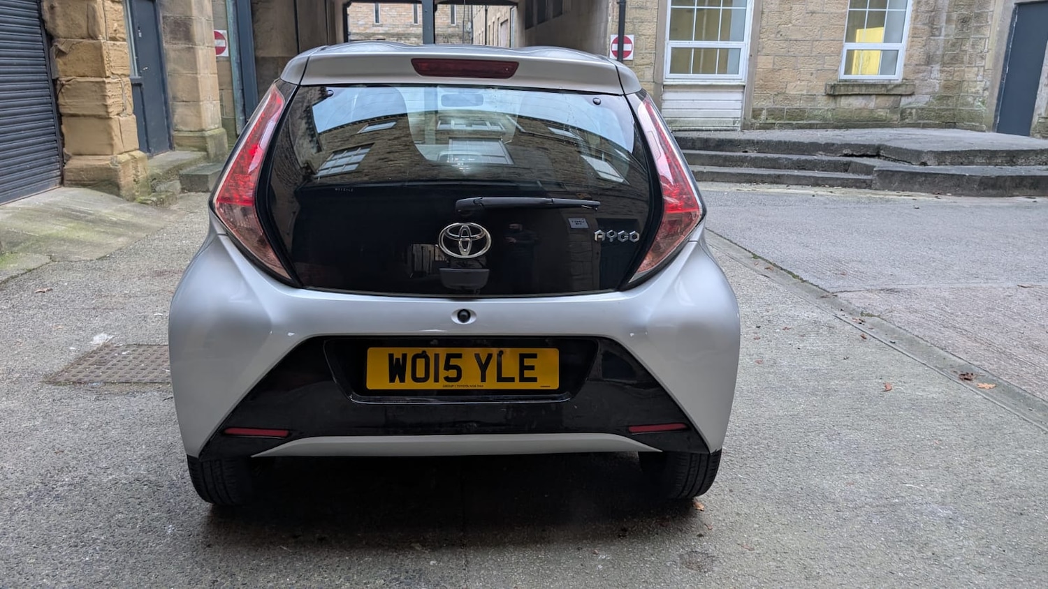 Used Toyota AYGO 2015 for sale - 76652755: Photo 11