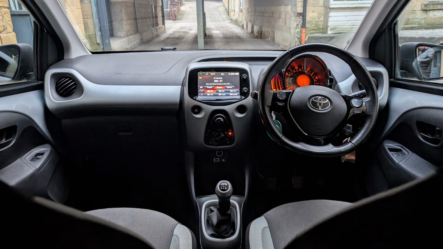 Used Toyota AYGO 2015 for sale - 76652755: Photo 15