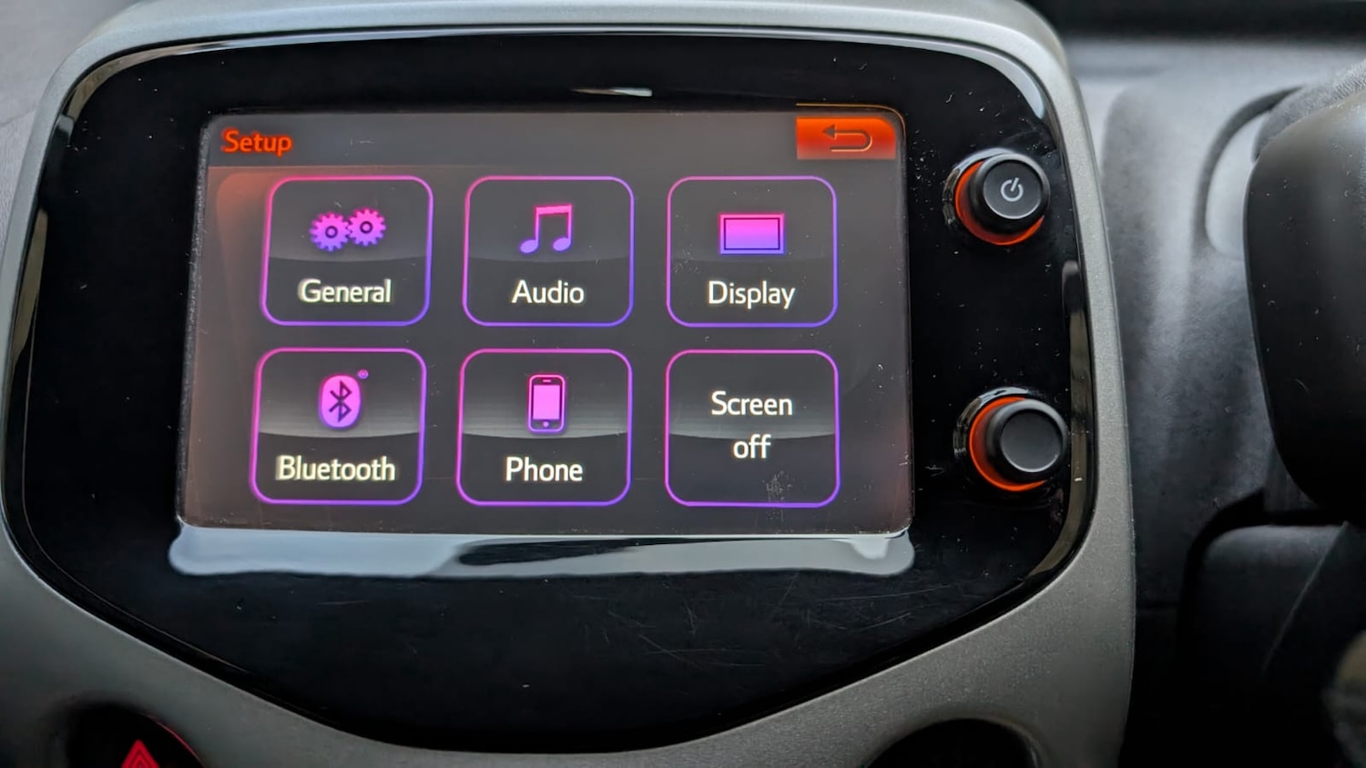 Used Toyota AYGO 2015 for sale - 76652755: Photo 24