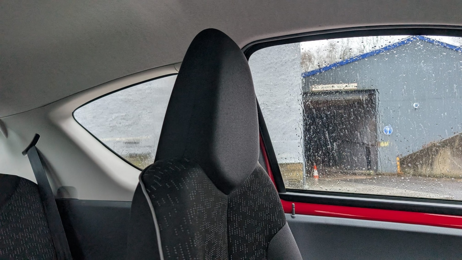 Used Peugeot 107 2011 for sale - 77240689: Photo 23